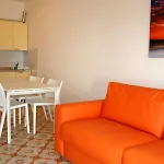 Apartman Spacious Flat By The *