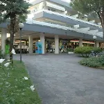 Apartman Spacious Flat By The *