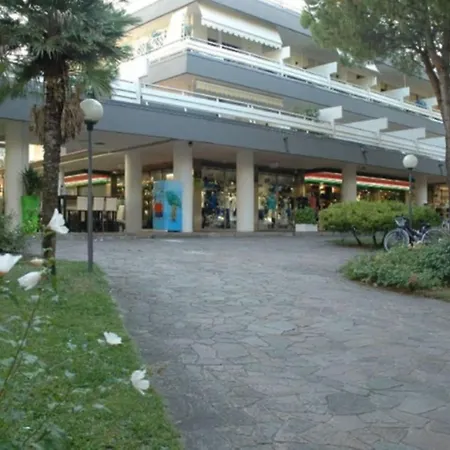 Apartment Spacious Flat By The *