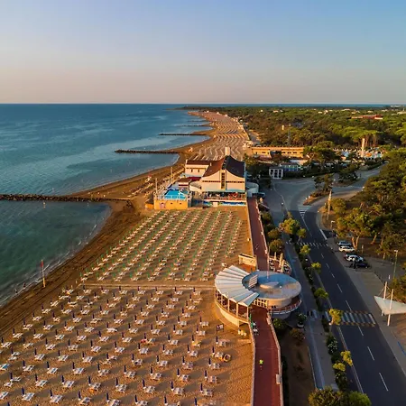 Spacious Flat By The * Lignano Sabbiadoro